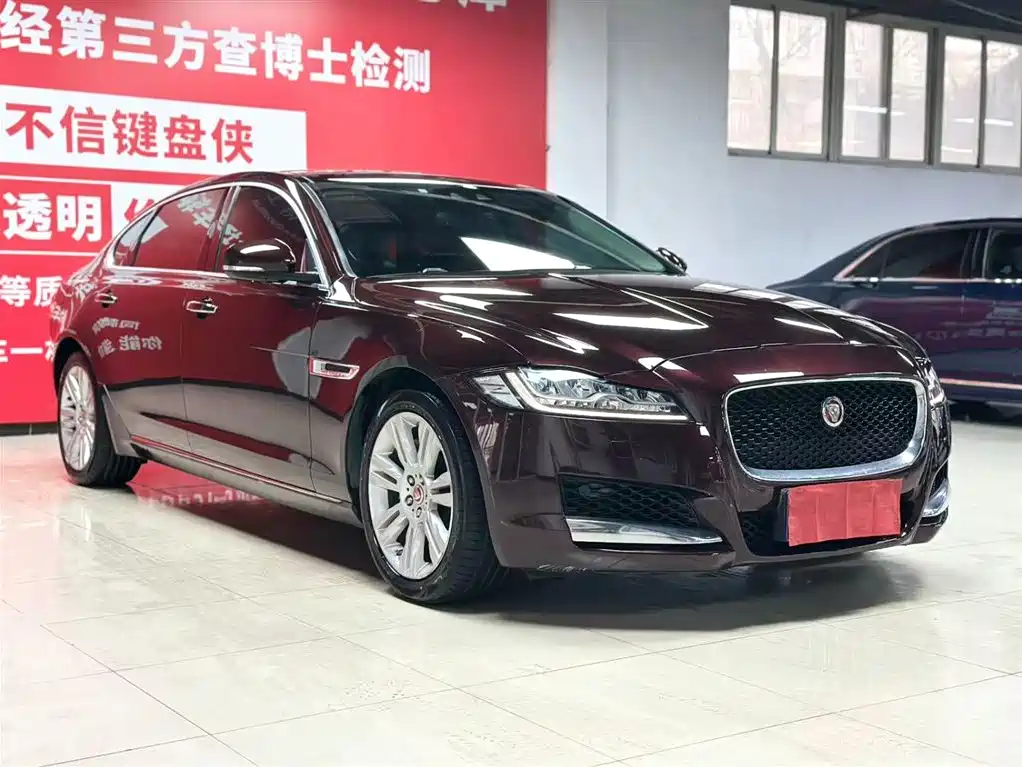 Jaguar XFL XFL 2.0 T 250 PS Premium