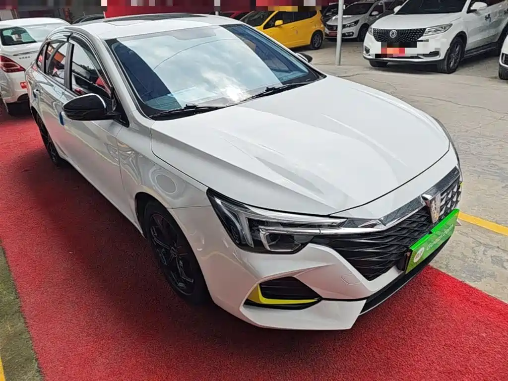Roewe i6 MAX 300 TGI Auto Cool