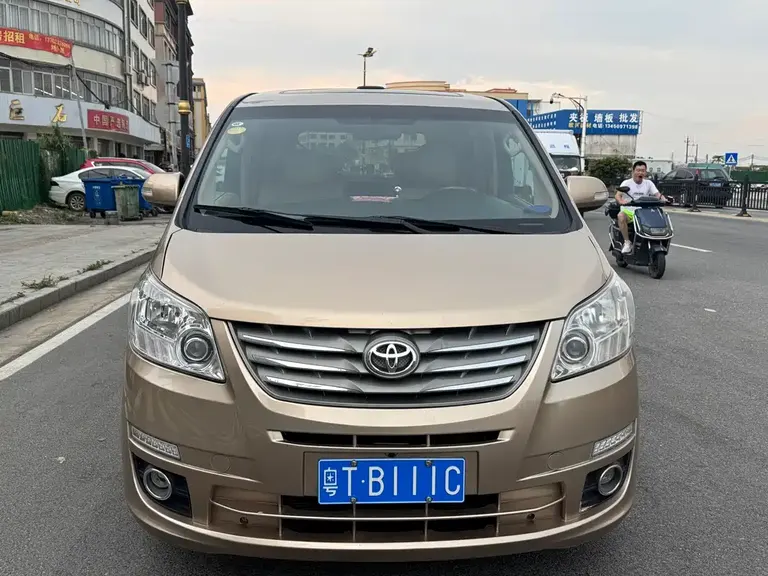 Jiulong Aifei 艾菲 2017款 2.4 L 自动至尊型