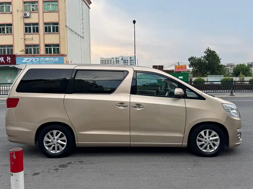 Aifei 艾菲 2017款 2.4 L 自动至尊型