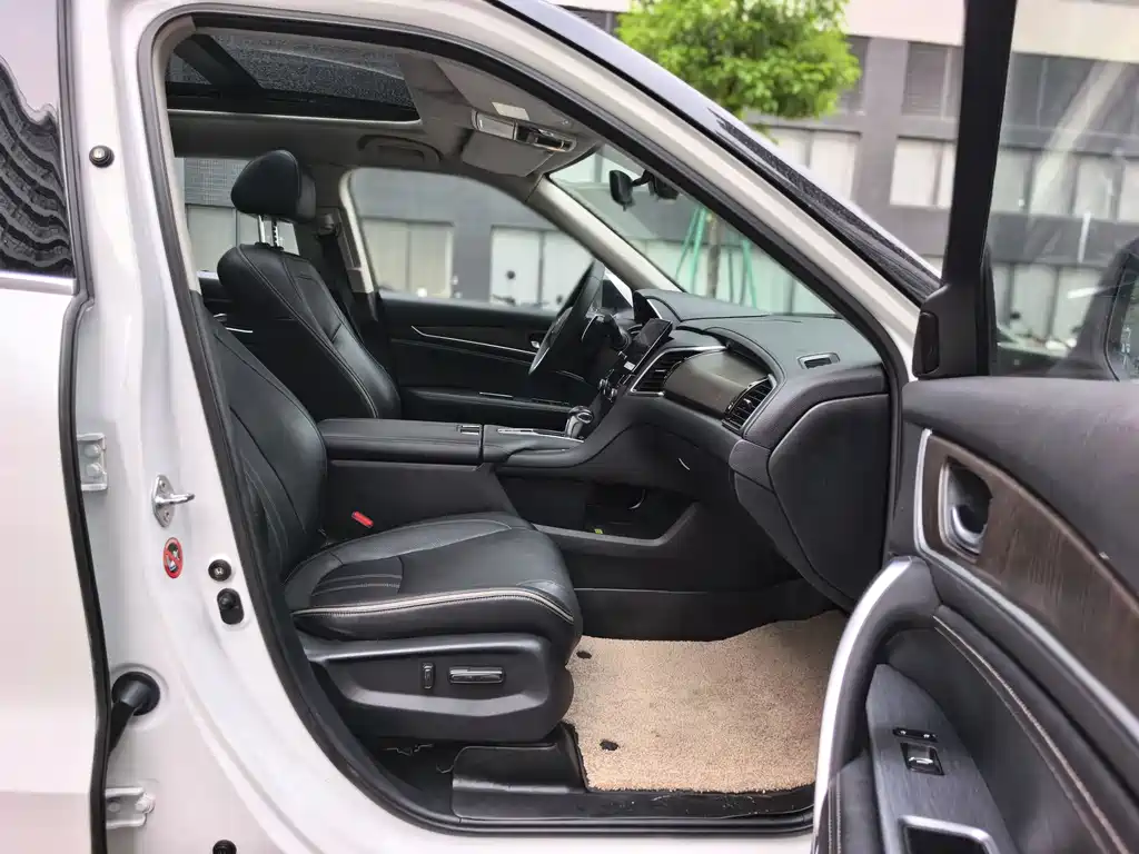 Avancier 240 TURBO 2 WD Smart Enjoyment