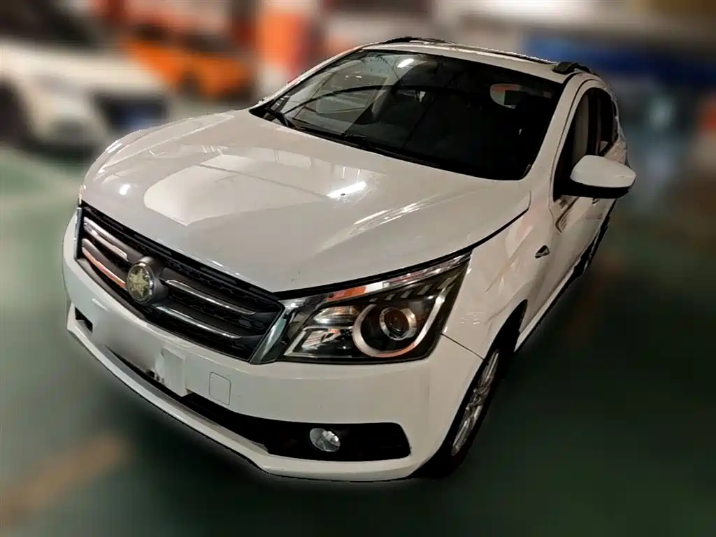 Venucia T70 启辰T70 2016款 2.0 L CVT睿趣版
