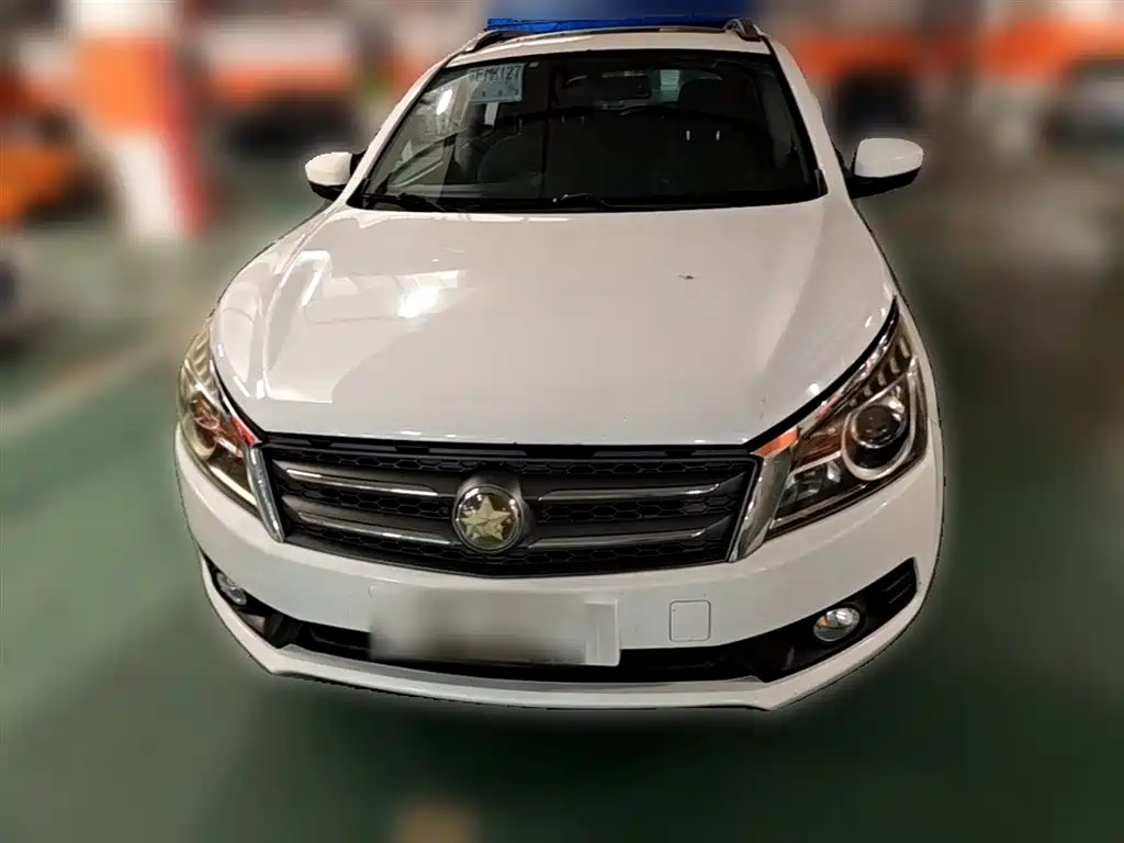 Venucia T70 启辰T70 2016款 2.0 L CVT睿趣版