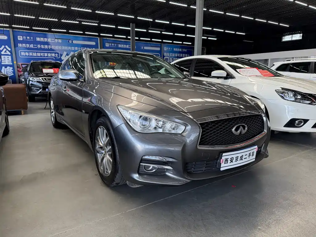 Infiniti Q50 L 2.0 T Comfort