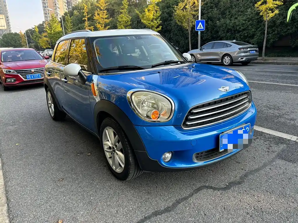 MINI COUNTRYMAN 1.6 L COOPER Fun