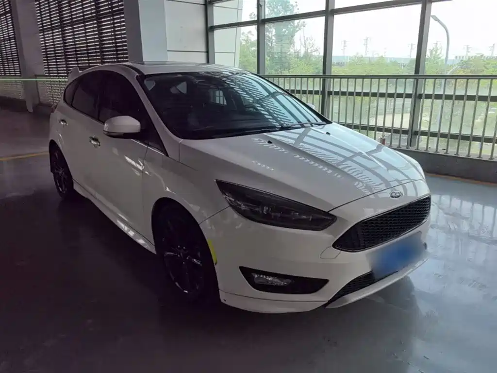 Focus 福克斯 2015款 两厢 EcoBoost 180 自动运动型