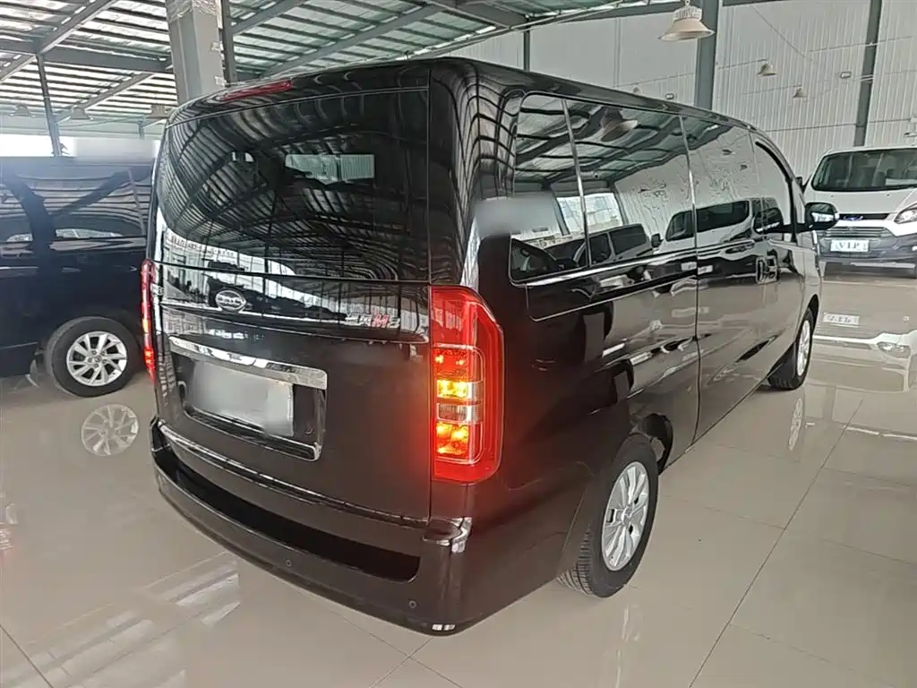 Refine M3 瑞风M3 2022款 PLUS 1.5 T 7座标准型