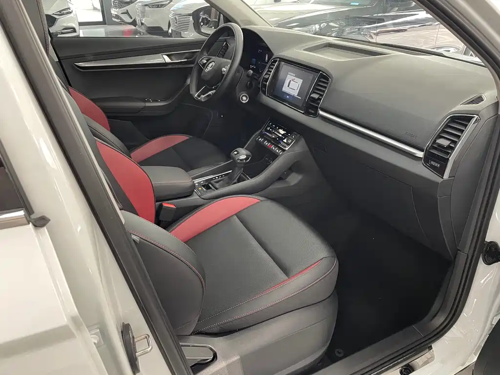 Karoq 柯珞克 2023款 TSI280 奢享版