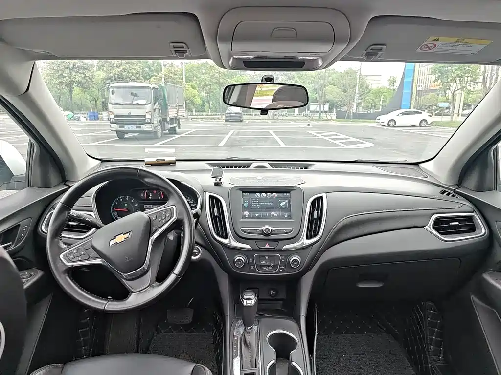Equinox 535 T Auto Speed World CN-V