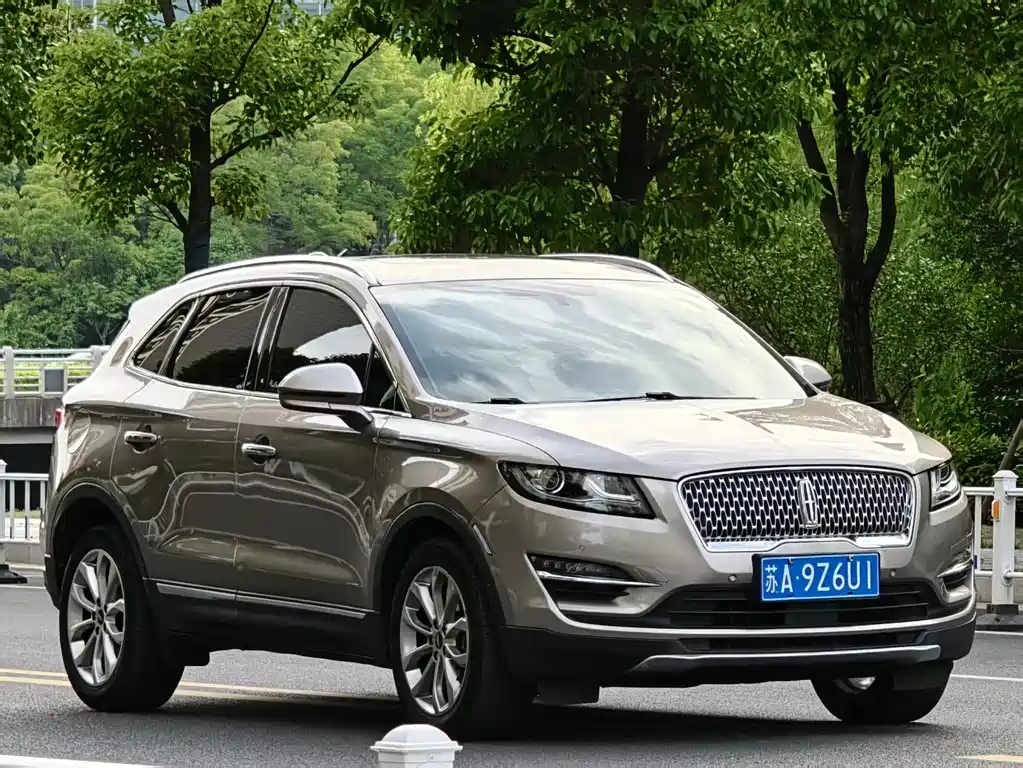 Lincoln MKC 林肯MKC 2019款 2.0 T 两驱尊雅版 国VI