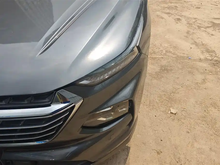 Wuling Victory 1.5 T CVT Flagship