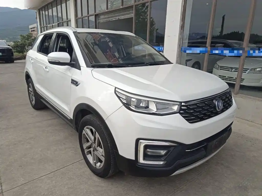 Changan CS55 1.5 T Manual Vivid Color CN-V