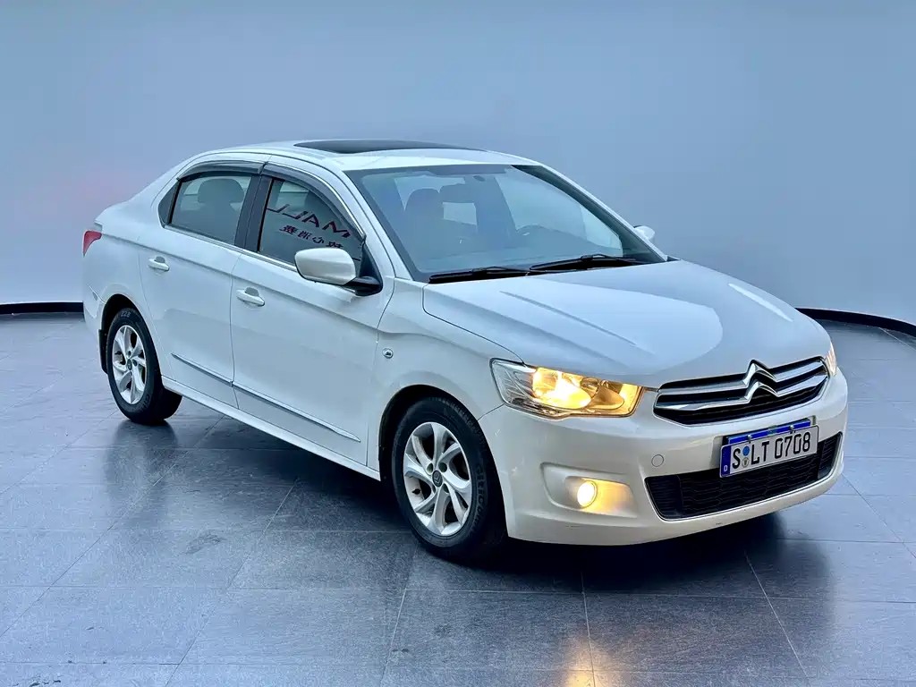 Elysee 1.6 L Auto Comfort