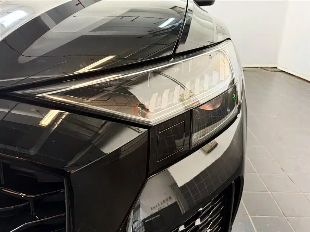 Audi RS Q8 RS Q8 4.0 T