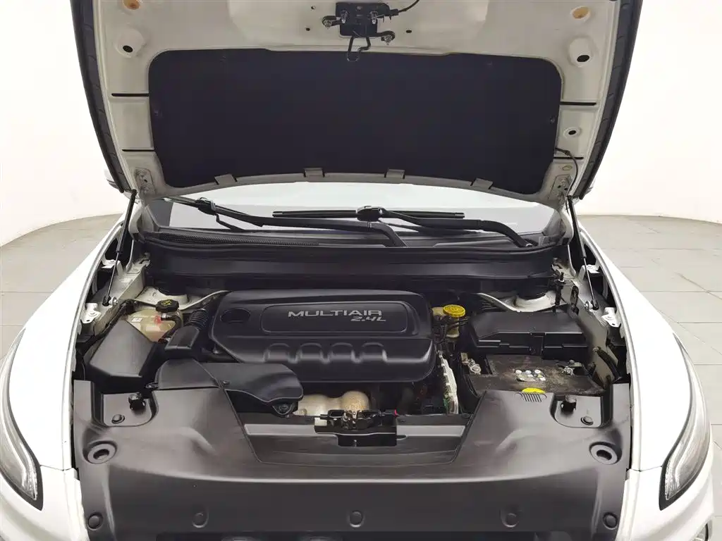 Cherokee 2.4 L Leading Intelligent