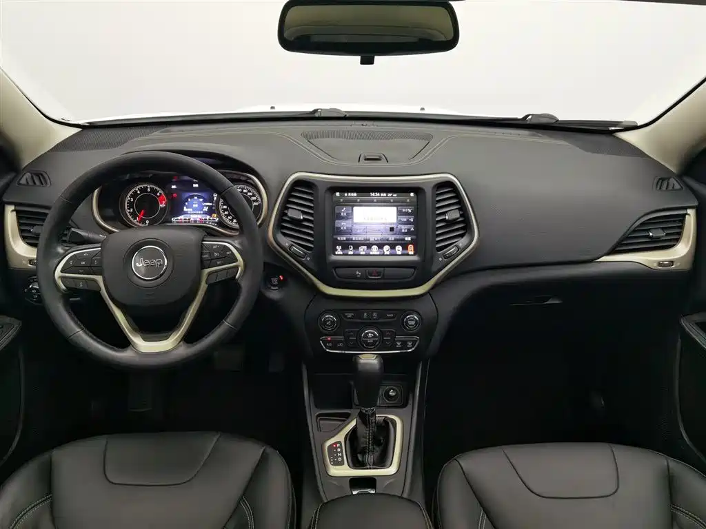 Cherokee 2.4 L Leading Intelligent