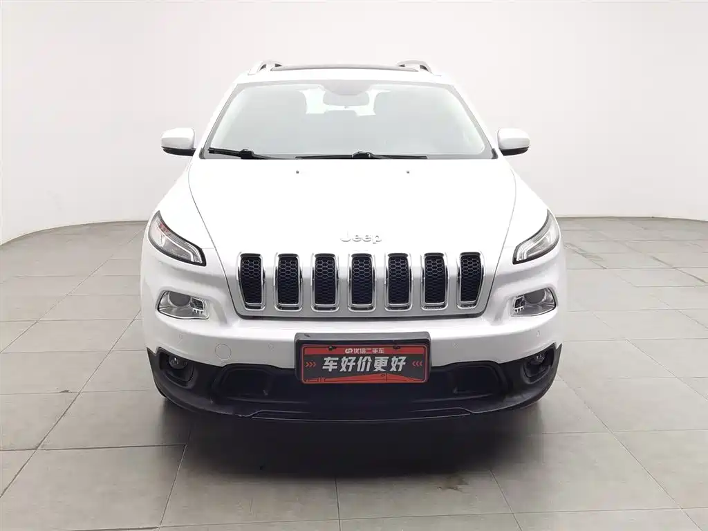 Cherokee 2.4 L Leading Intelligent