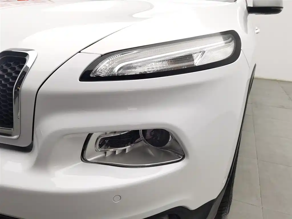 Cherokee 2.4 L Leading Intelligent
