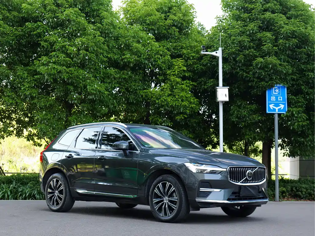 Volvo XC60 B5 4 WD Smart Vision Luxury