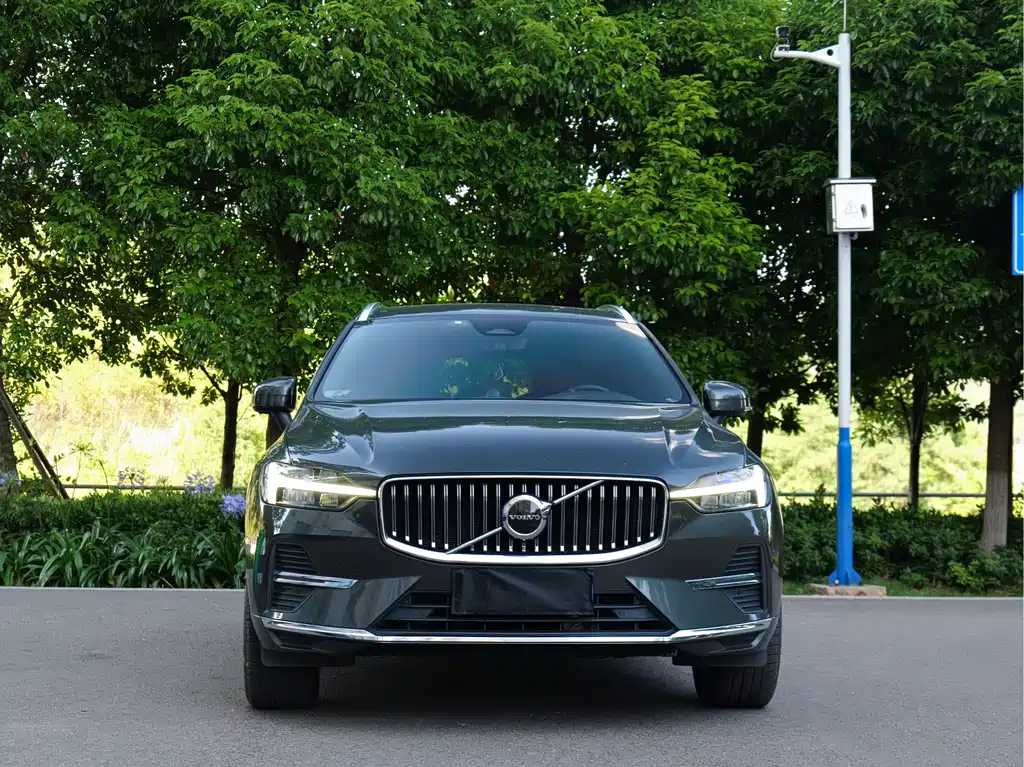 Volvo XC60 B5 4 WD Smart Vision Luxury