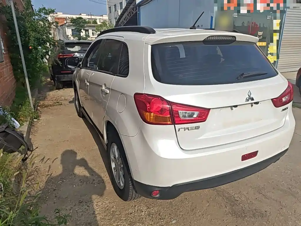 ASX 2.0 L CVT 2 WD Elite