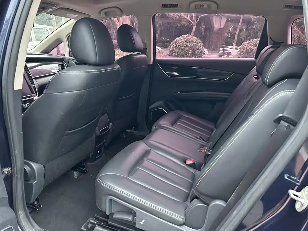 Song MAX 1.5 T Auto Connected Elite 7-seat