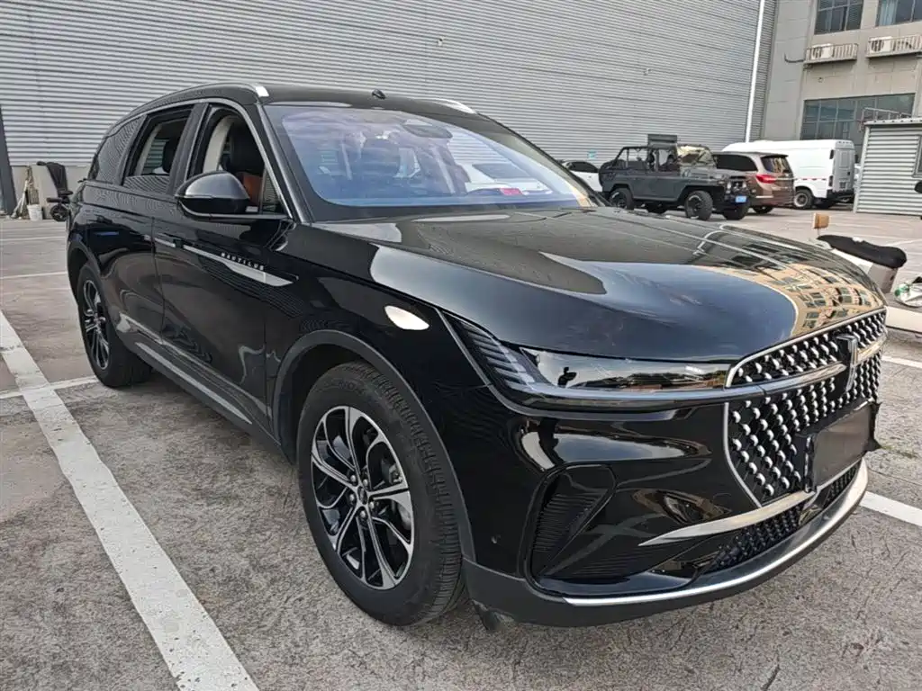 Nautilus 2.0 T 4 WD Comfort Supreme