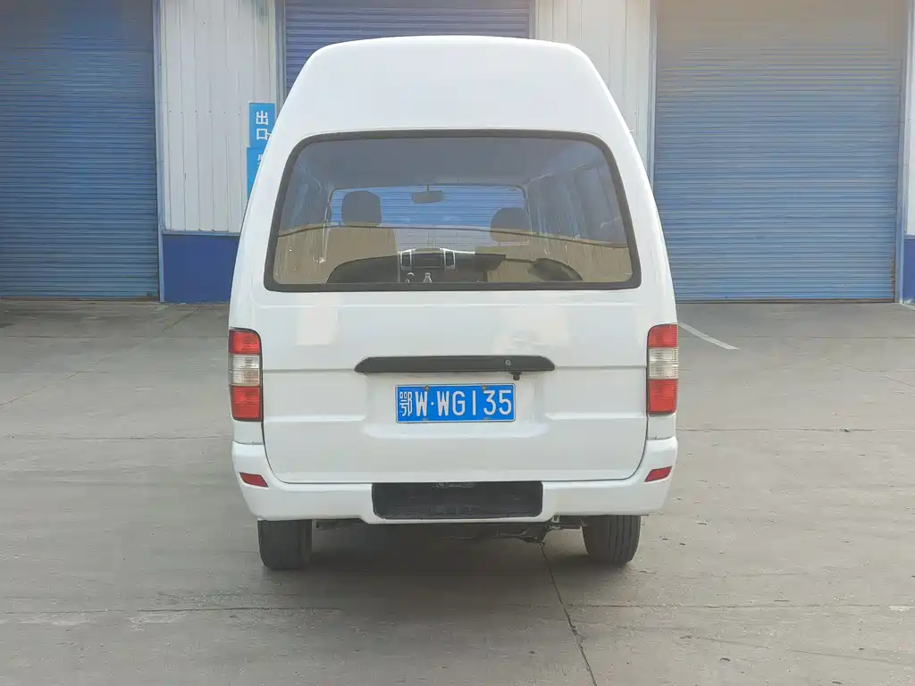 Golden Dragon Hiace 金旅海狮 2019款 2.0 L汽油版长轴高顶V20