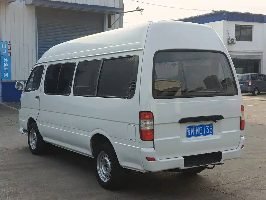 Golden Dragon Hiace 金旅海狮 2019款 2.0 L汽油版长轴高顶V20