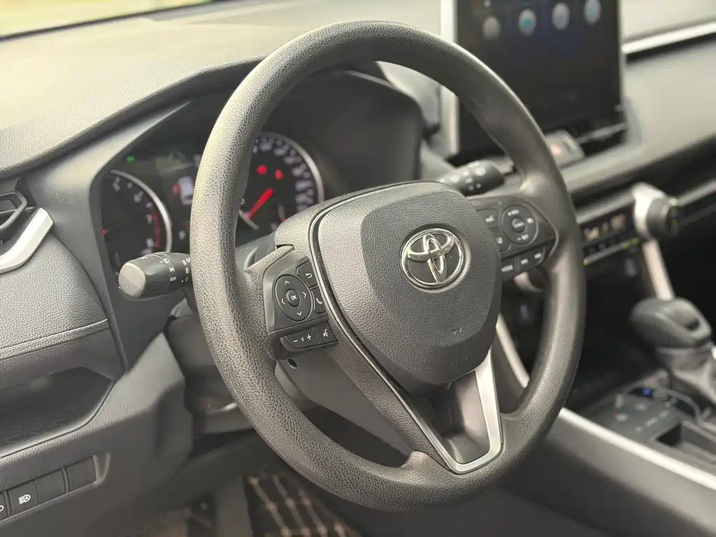 Wildlander 2.0 L CVT 2 WD Luxury