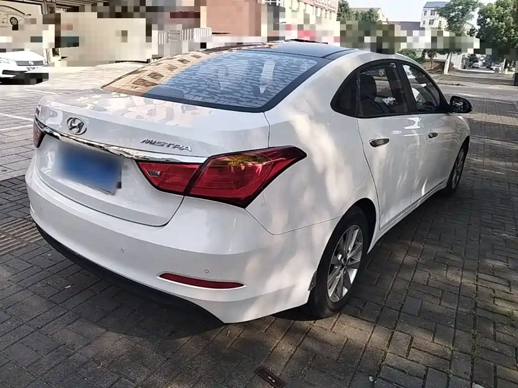 Mistra 1.8 L Auto Intelligent GLS
