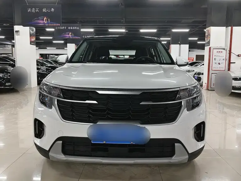 Kia Seltos 赛图斯 2023款 1.5 L CVT舒适版