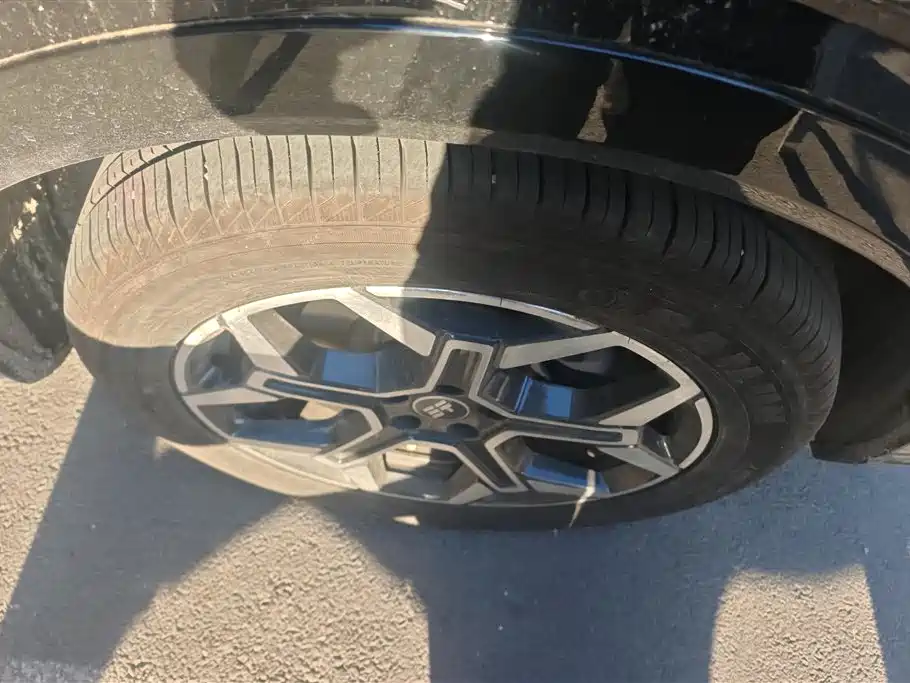Jetour Shanhai L7 PLUS 捷途山海L7 PLUS 2026款 220 km 旗舰版 5座