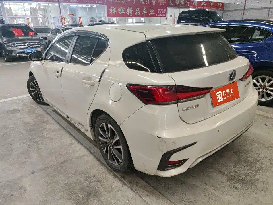 Lexus CT CT200 h Elite Mono CN-V