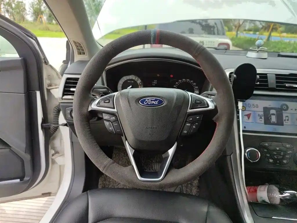 Mondeo EcoBoost 180 Smart Control Fashion CN-V