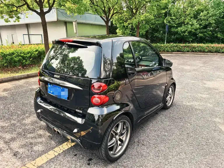 smart fortwo smart fortwo 2012款 1.0 T 博速Xclusive版