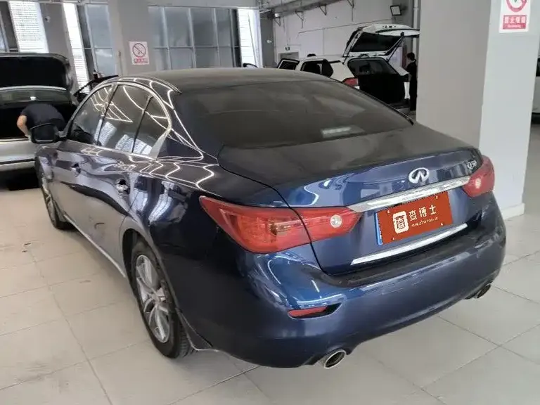 Infiniti Q50 L 2.0 T Joy