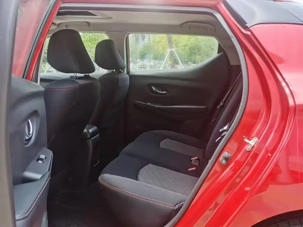 Lannia 1.6 L CVT Smart Cool