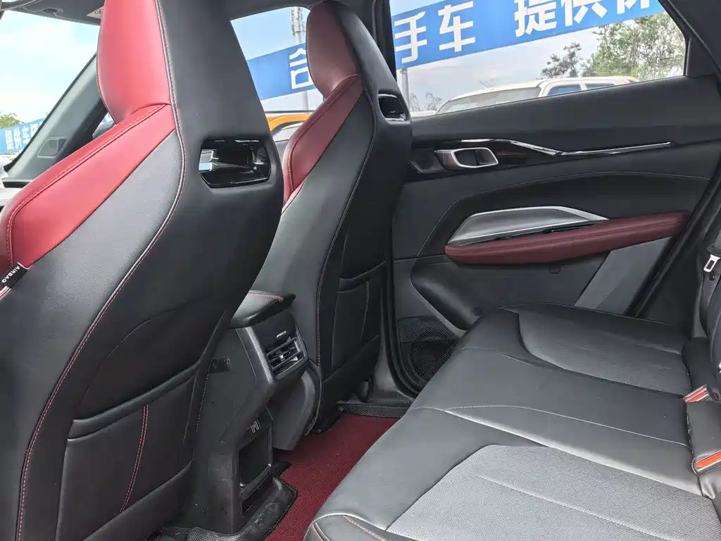 Changan Oshan Z6 Blue Whale 1.5 T DCT Smart Cool