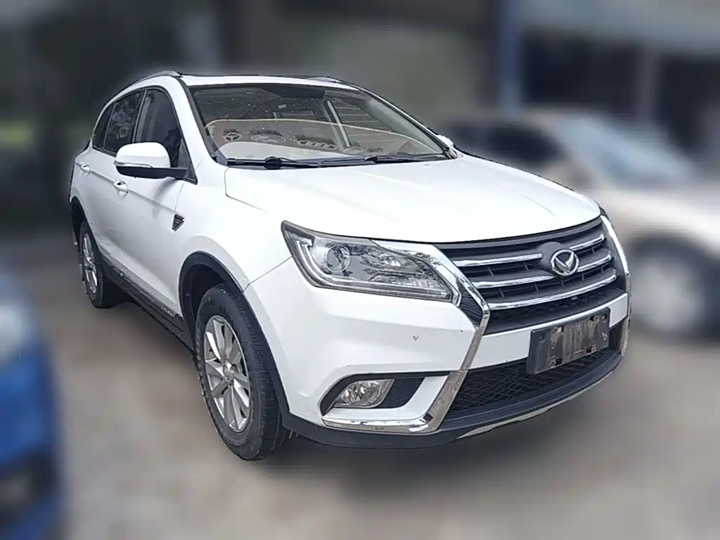 BAIC Huansu S6 北汽幻速S6 2016款 1.5 T CVT乐享型