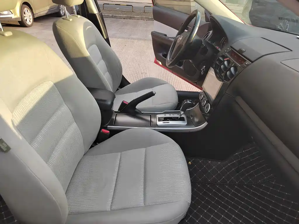 Mazda 6 2.0 L Auto Fashion
