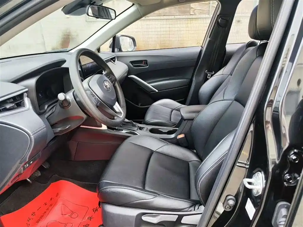Frontlander 2.0 L CVT Leading