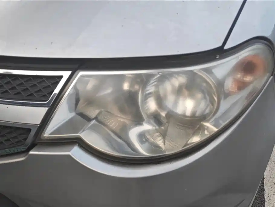 Wuling Hongguang 1.5 L S Comfort