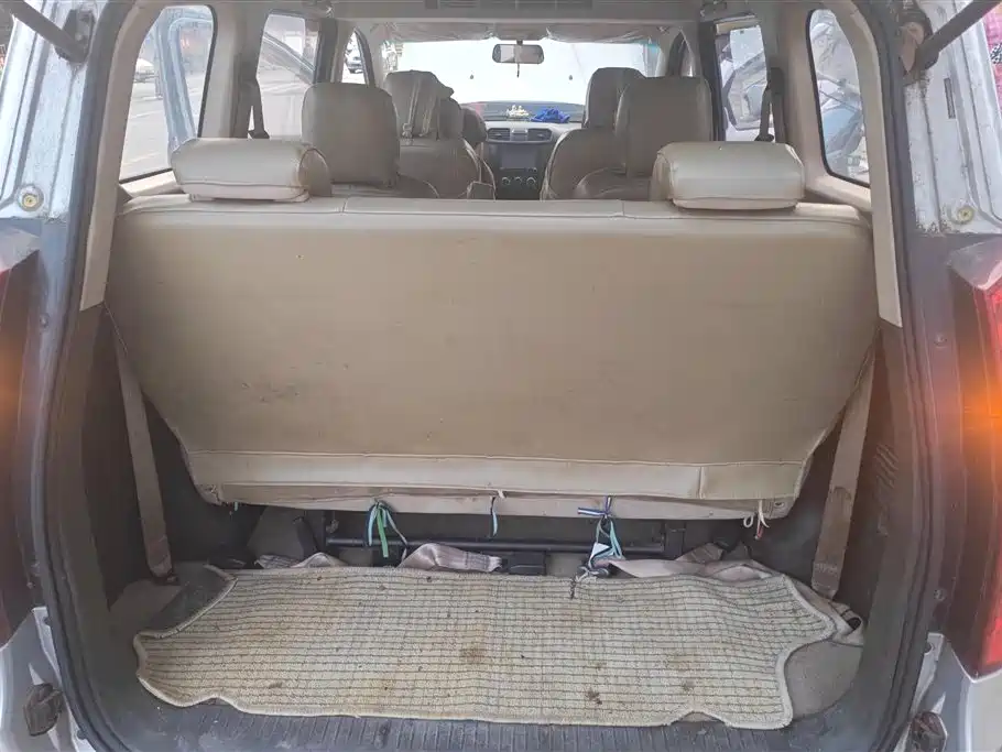 Wuling Hongguang 1.5 L S Comfort