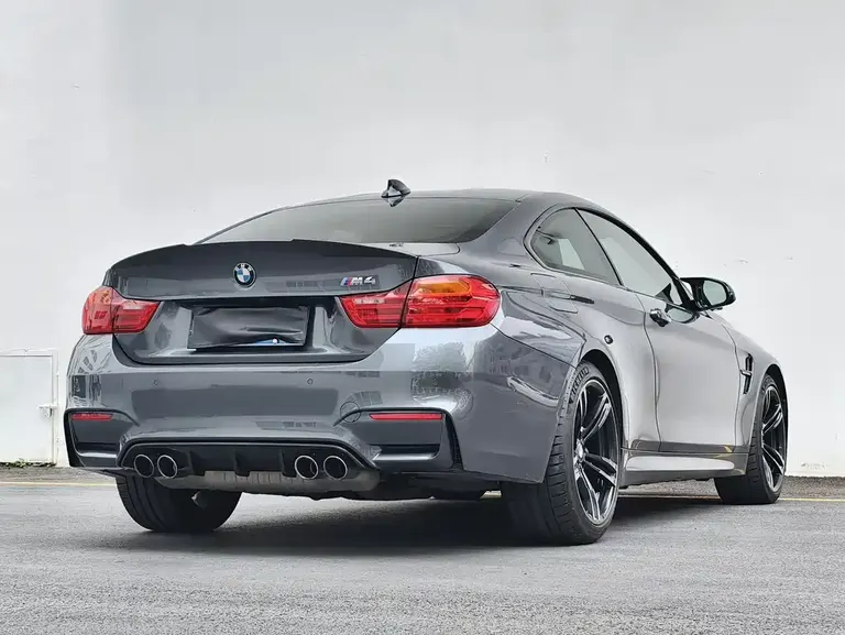 BMW M4 M4 2-door Coupe