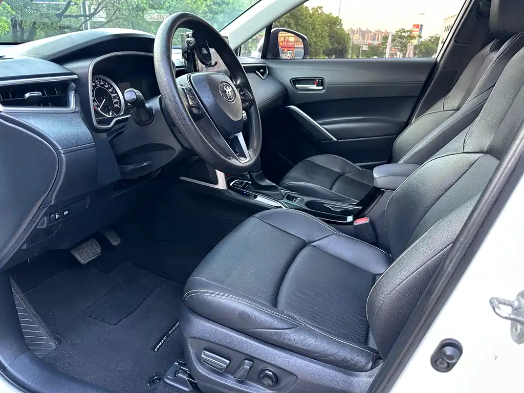 Frontlander 2.0 L CVT Luxury