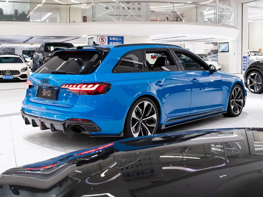 Audi RS 4 RS 4 2.9 T Avant