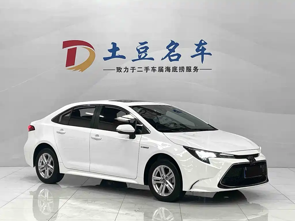 Levin Dual Engine 1.8 H E-CVT Luxury