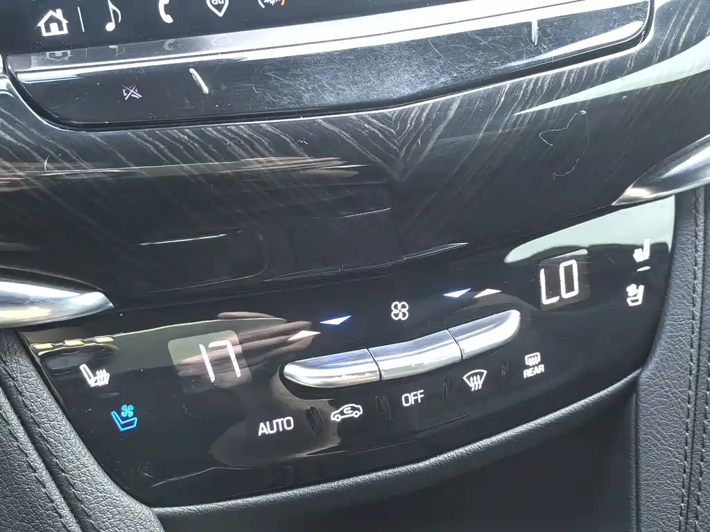 Cadillac XT6 2.0 T 6-seat 4 WD Luxury