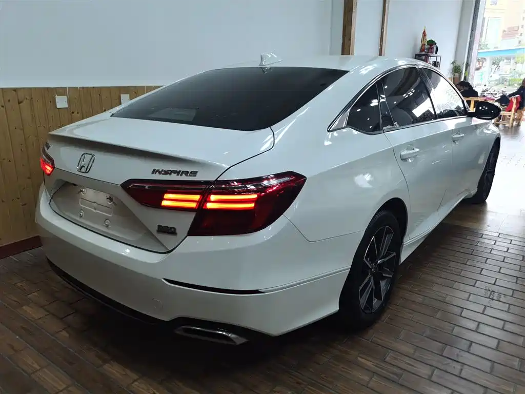 Inspire 260 TURBO Elegant